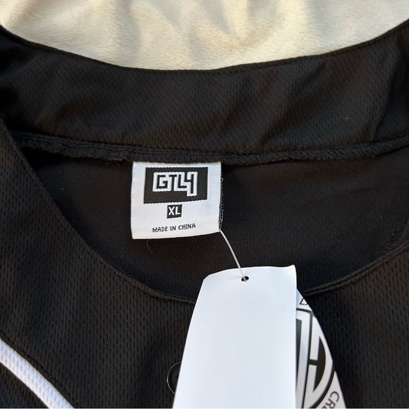 GTL4 baseball jersey style NWT with skull decal on both sleeves mesh material - Picture 5 of 8